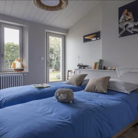 Beautiful 4br With Jacuzzi Near The